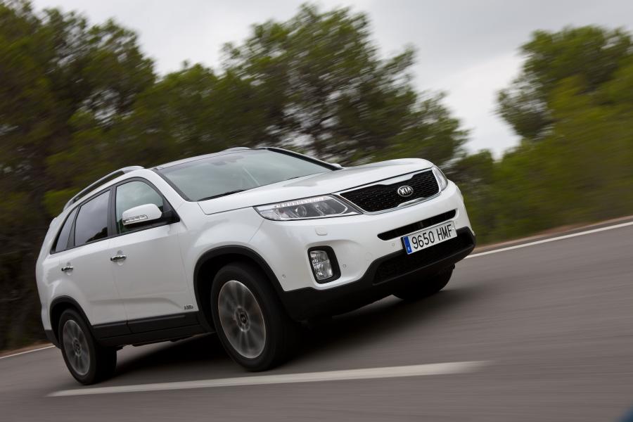  Kia Sorento 2013 года  (EU) (фото 60 из 85)